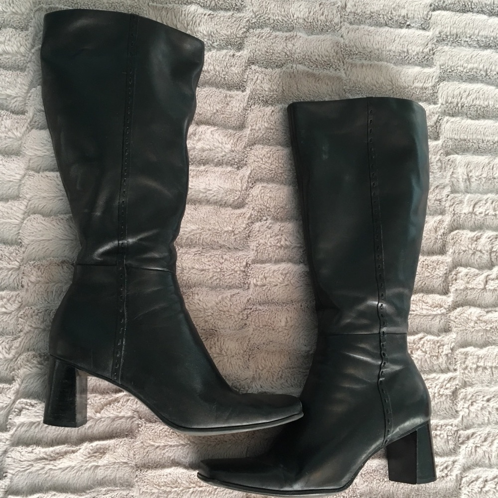Size 10M Nine West boots